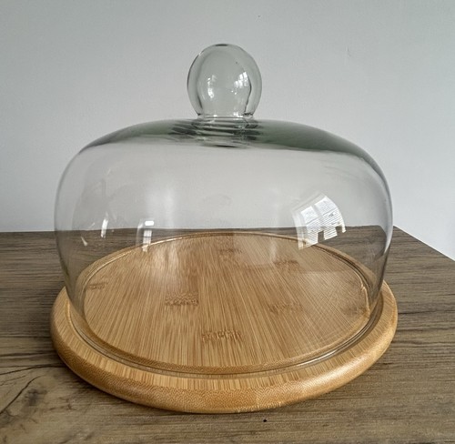 Glass cake dome with - cake,
